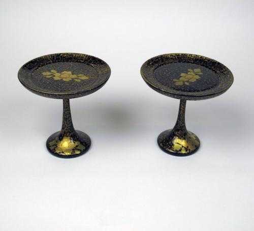 Accessory for Doll Set: 2 Round Tables