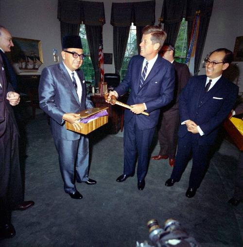 Table Runner and Placemats