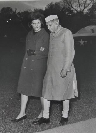 Photograph of Jacqueline Kennedy with Prime Minister Nehru