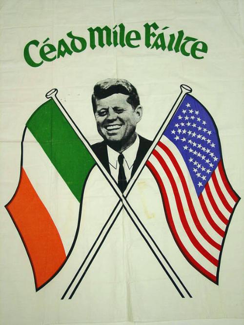"Cead Mile Failte" (A Hundred Thousand Welcomes) Parade Banner