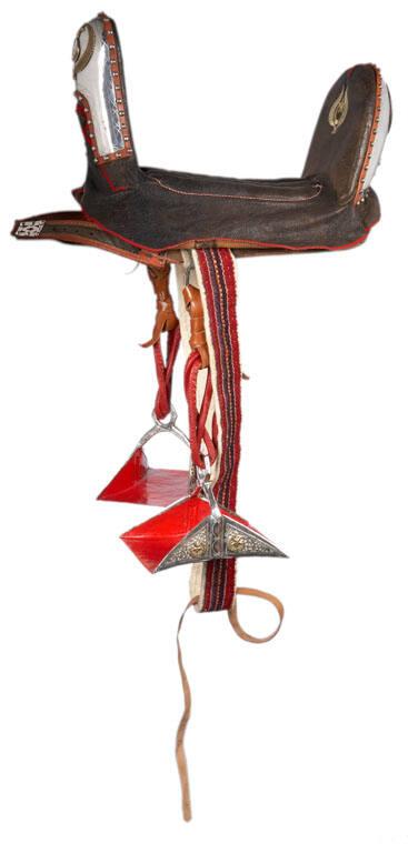 Saddle