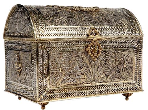 Filigree Chest