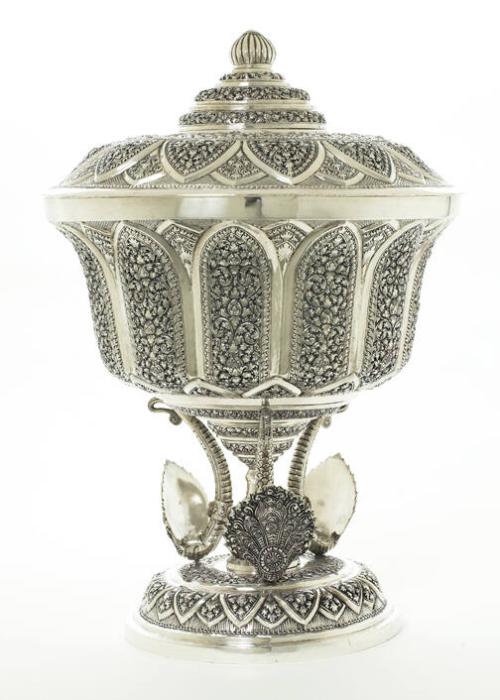 Tureen with Lid