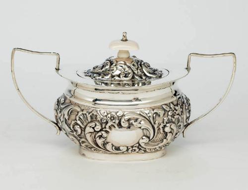 Tea Service: Sugar Bowl with Lid